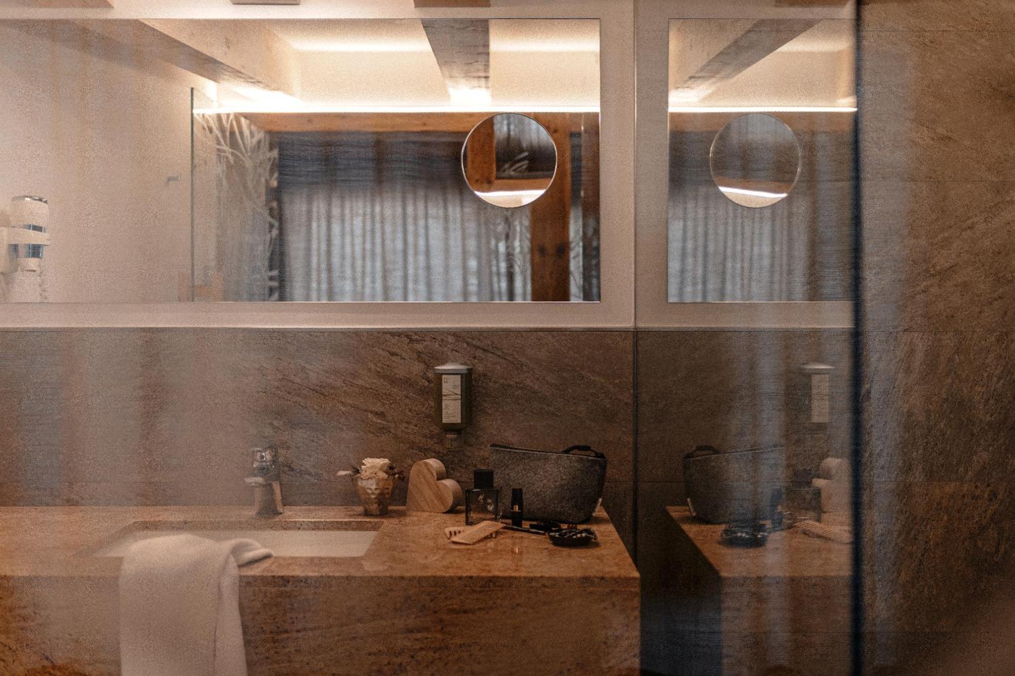 Cristallo Sport & Wellness Hotel Levico Terme Cameră foto